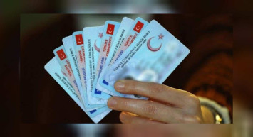 Çipli ehliyet nasıl alınır? Ehliyet yenileme işlemleri ve eski sürücü belgesi ile yeni çipli ehliyet değiştirme evrakları