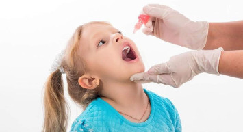 Çocuk felci nasıl bir şey, bulaşıcı mı? Çocuk felci aşısının yan etkileri neler? Türkiye'de çocuk felci aşısı var mı?