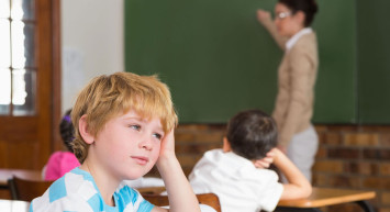 Çocuklarda vitamin eksikliği belirtileri nelerdir, nasıl anlaşılır? Çocuklarda dikkat kaybına yol açan vitamin eksikliğini önlemenin yolları