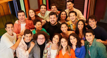 Çok Güzel Hareketler 2 Nihat Hatipoğlu skeci ile kırdı geçirdi