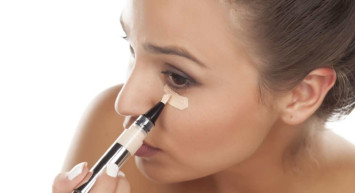 Concealer nedir, ne için kullanılır? Doğru concealer seçme yöntemleri