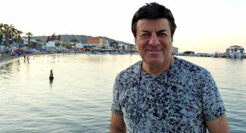 Coşkun Sabah kimdir, nereli, evli mi? İbo Show Coşkun Sabah kaç yaşında, gerçek adı nedir? Coşkun Sabah hayatı ve biyografisi