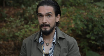 Çukur Dizisinin Oyuncularından Ahmet Melih Yılmaz Trans Birey Olduğunu Duyurduktan Sonra Çarpıcı Açıklamalarda Bulundu