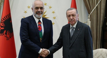 Cumhurbaşkanı daveti üzerine Arnavutluk Başbakanı Rama, Türkiye’ye geldi!