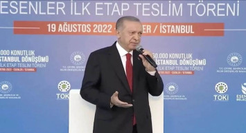 Cumhurbaşkanı Erdoğan’dan açıklama: 300 bin konut değiştirildi, 140 bin konutun dönüşümü sürüyor