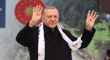 Cumhurbaşkanı Erdoğan’dan Aydın’da muhalefete yüklendi: Tarihe yüz karası olarak geçecek işler yapmanın peşindeler