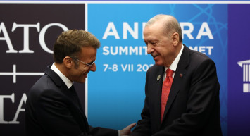 Cumhurbaşkanı Erdoğan'dan Külliye'de diplomasi trafiği: NATO Zirvesi'nde ikili görüşmeler