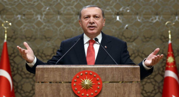 Cumhurbaşkanı Erdoğan’dan sandık çağrısı: Demokrasimizin namusuna sahip çıkalım