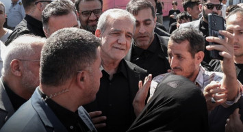 Cumhurbaşkanı Pezeşkiyan, Ayetullah Hamaney'nin cenaze töreni için Irak'a gidecek