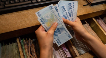 Cumhuriyet ikramiyesi ne zaman hesaplara yatacak? SSK ve Bağ-Kur emeklileri hangi tarihte 5 bin ikramiye alacak? Emekli ikramiye ödeme tarihleri 2023