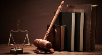 Danıştay'dan emsal karar: Vergi borcundan ötürü yetim maaşı kesilemez!