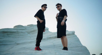 Deeperise Uzak Olmasın Aralarımız şarkı sözleri