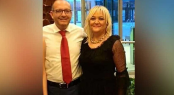 Dekandan eşine torpil! İlanı tez başlığıyla açtı!