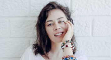 Demet Evgar Aniden Rahatsızlandı!