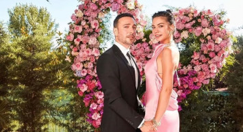 Demet Özdemir ve Oğuzhan Koç çiftinin nişanında eski sevgili detayı