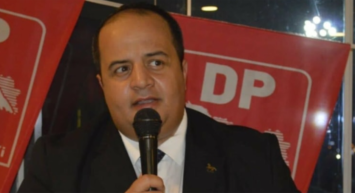 Demokrat Parti il başkanı istifa etti