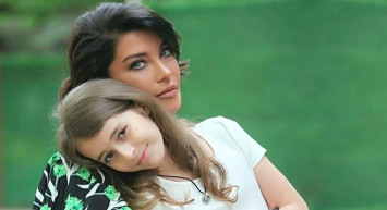 Deniz Akkaya ve kızının İfadesi ortaya çıktı: "Annem boğazıma sarıldı, ayağı ile kafamı tekmeledi"