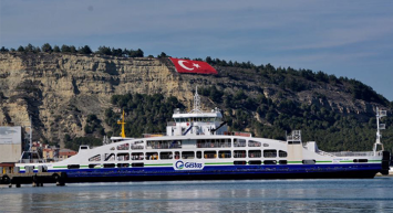 Deniz ulaşımına fırtına engeli