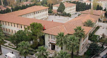 Denizli'de akılalmaz olay! Okul müdürünün engelli memura tokat attığı anlar kameraya yansıdı