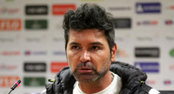 Denizlispor'da Hakan Kutlu İstifa Etti