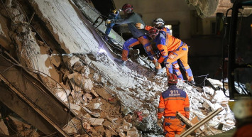 Deprem bölgesinde arama kurtarma çalışmalarına katıldı: Geri döndüğünde işten atıldı