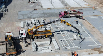 Deprem bölgesinde ekonomi yeniden canlanıyor: 338 geçici iş yerlerinin yapımına başlandı