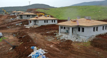 Deprem bölgesinde yaralar hızla sarılıyor: Onlar en iyisine layık