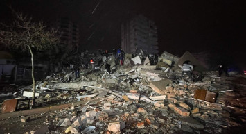 Deprem dünyayı bir araya getirdi: Liderlerden Türkiye’ye taziye ve destek mesajları