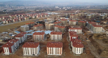 Deprem konutlarında son hazırlıklar yapılıyor: Teslim için geri sayım başladı