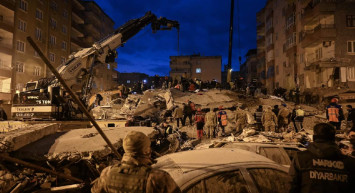 Deprem uzmanından önemli uyarı: 1 yıl kadar devam edebilir