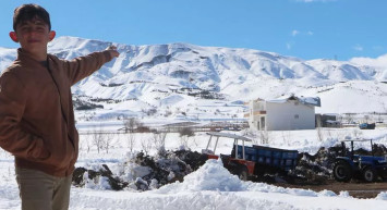 Depremin etkisiyle dağ ikiye yarıldı: Böyle bir afeti büyüklerimiz bile görmedi