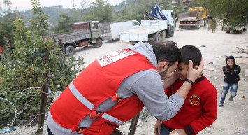 Depremzede çocuklar için nasıl koruyu aile olabilirim? Başvuruları nereden yapılıyor?