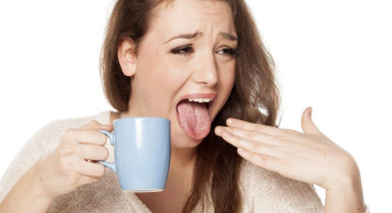 Dil yanması hissi neden olur, nasıl geçer? Dil yanmasına iyi gelecek çözüm yolları