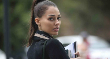 Dilan Deniz Çiçek transparan kıyafetiyle olay yaratan pozlar verdi! Sosyal medya bu pozları konuşuyor!