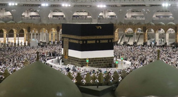 Diyanet milyonların beklediği tarihi duyurdu: 2025 Hac kayıtları başlıyor