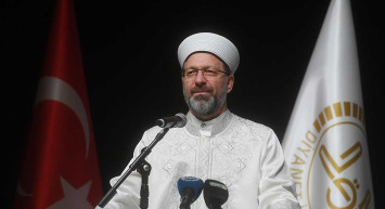 Diyanet'ten flaş açıklama: 2022 haccına ülkemizden 27 bin 770 kişi gidecek