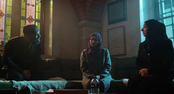 Dizinin hayranlarına kötü haber: Kızıl Goncalar dizisi bugün var mı, neden yok ve yeni bölüm ne zaman?