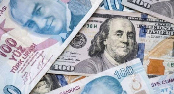 Dolar tüm zamanların rekorunu kırdı: Türk Lirası dolar karşısında çöktü
