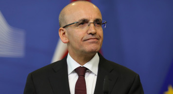 Dolar ve altında düşüş başladı: Bakan Şimşek’ten dikkat çeken açıklama