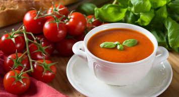 En güzel domates çorbası nasıl yapılır, domates çorbasına hangi baharat yakışır?