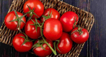 Domatesin aslında göründüğü kadar masum olmadığını biliyor musunuz? Domatesin sağlığa zarar ve yan etkileri