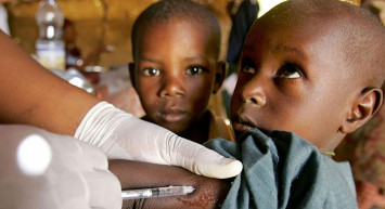 DSÖ Sıtma Aşısının Çocuklara Uygulanmasını Önerdi