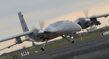 Dünya Bayraktar'ın başarısını konuşuyor! Putin'den sürpriz teklif geldi