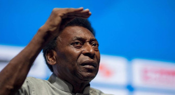 Dünya futbolunun bir yıldızı daha kaydı: Brezilyalı Pele hayatını kaybetti! Pele’nin Fenerbahçe detayı şaşırttı