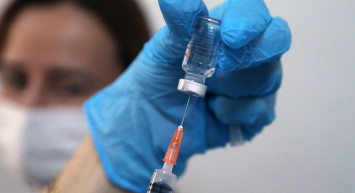 Dünya literatürüne giriş: Türk hekimler göz çukurundan girerek beyin ameliyatlarıyla tarih yazdı!