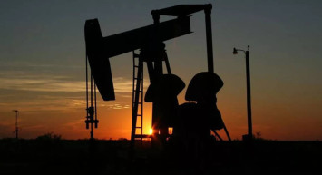 Dünya yeni krizle çalkalanıyor: Petrol akışını kesecek