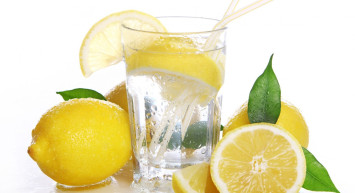 Dünyaca ünlü maden suyunda dışkı ve bakteri skandalı: 2 milyon şişe imha edildi!