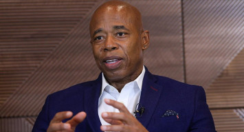 Dünyada Bir İlk! New York Belediye Başkanı İlk Maaşını Kripto Para İle Aldı