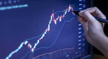 Dünyanın en değerli şirketi olmuştu: Nvidia hisseleri yokuş aşağı düşüyor