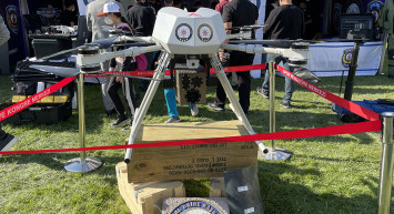 Dünyanın İlk Lazer Silahlı Drone Eren Tanıtıldı! 3 Bin Metreden Hedefi 12'den Vuruyor